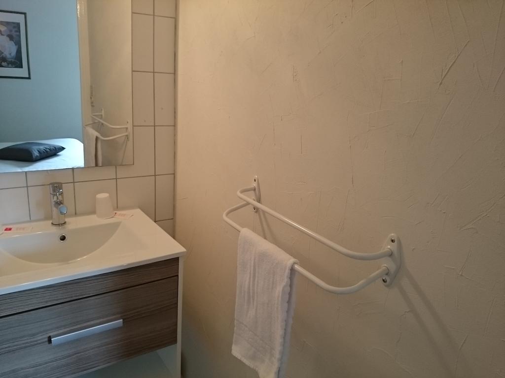 Hotel Tgv Quimper Zewnętrze zdjęcie